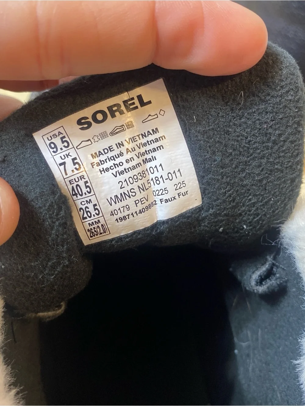 Sorel Explorer Joan Black Gray Faux Fair Waterproof Winter Boots Women’s  9.5
